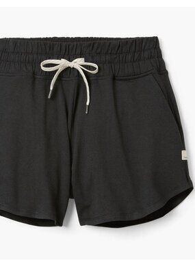 Vuori Women's Drawstring Halo 2.0 Performance Shorts Black Heather Grey